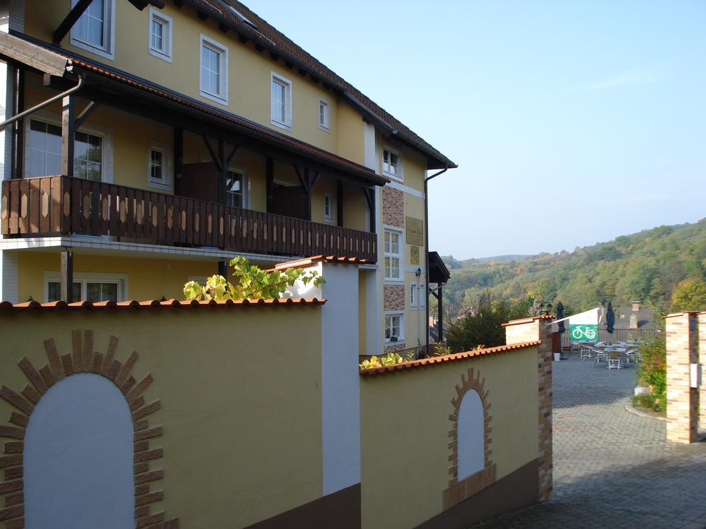Pension Rudi - Weingut Kellner Hotel Pulkau Bagian luar foto
